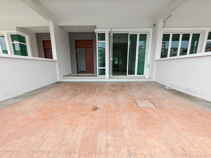 Rumah Teres 3-Tingkat untuk Dijual di Batu Maung (Penang) - Joseph Tan - Exterior - PropertyGuru.com.my