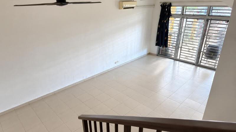 Rumah Teres 2-Tingkat untuk Disewa di Sepang (Selangor) - Hilmi Ariffin - Living Room - PropertyGuru.com.my