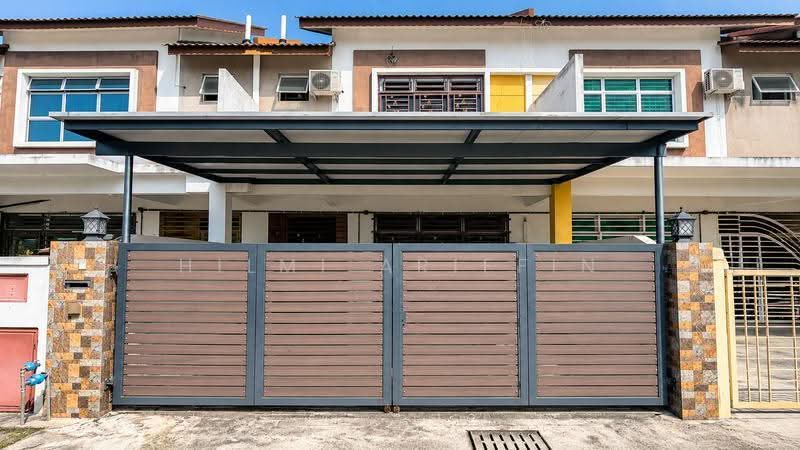 Rumah Teres 2-Tingkat untuk Disewa di Sepang (Selangor) - Hilmi Ariffin - Exterior - PropertyGuru.com.my