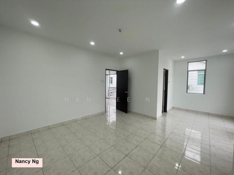 Rumah Berkembar untuk Dijual di Taman Seri Permai (Bukit Mertajam) - Nan See Ng - Living Room - PropertyGuru.com.my