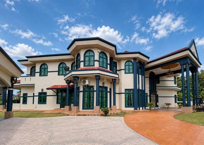 Rumah Banglo untuk Dijual di Sepang (Selangor) - Mohd Aizat Saiful Bahri - Exterior - PropertyGuru.com.my