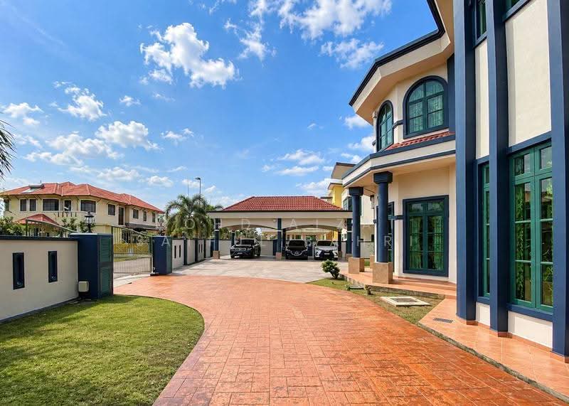 Rumah Banglo untuk Dijual di Sepang (Selangor) - Mohd Aizat Saiful Bahri - Exterior - PropertyGuru.com.my