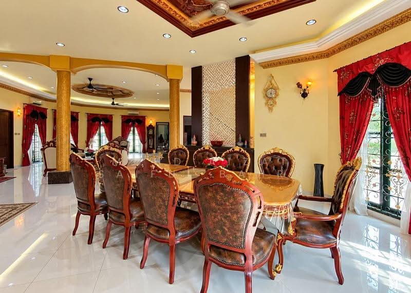 Rumah Banglo untuk Dijual di Sepang (Selangor) - Mohd Aizat Saiful Bahri - Dining Room - PropertyGuru.com.my