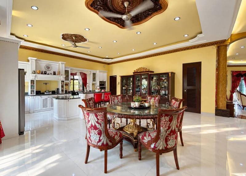 Rumah Banglo untuk Dijual di Sepang (Selangor) - Mohd Aizat Saiful Bahri - Kitchen - PropertyGuru.com.my