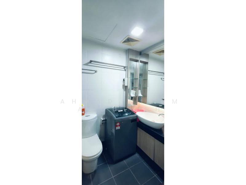 Condominium for Sale at Residence 8 - Ahmad Nizam Abdullah - Bathroom - PropertyGuru.com.my