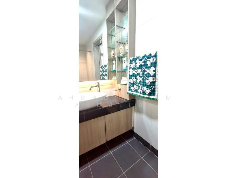 Condominium for Sale at Residence 8 - Ahmad Nizam Abdullah - Bathroom - PropertyGuru.com.my