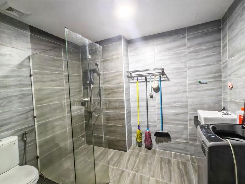 Service Residence for Rent at KSL Residence @ Daya - Christina Ang - Bathroom - PropertyGuru.com.my