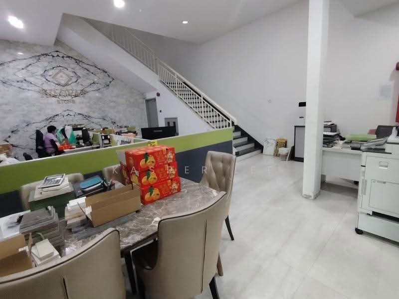 Factory for Rent in Taman Desa Cemerlang (Ulu Tiram) - Kasper Lee - PropertyGuru.com.my