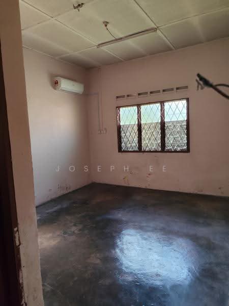 Rumah Berkembar untuk Dijual di Taman Sri Skudai (Skudai) - Joseph Ee - PropertyGuru.com.my