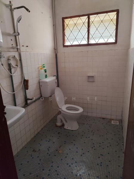 Rumah Berkembar untuk Dijual di Taman Sri Skudai (Skudai) - Joseph Ee - PropertyGuru.com.my