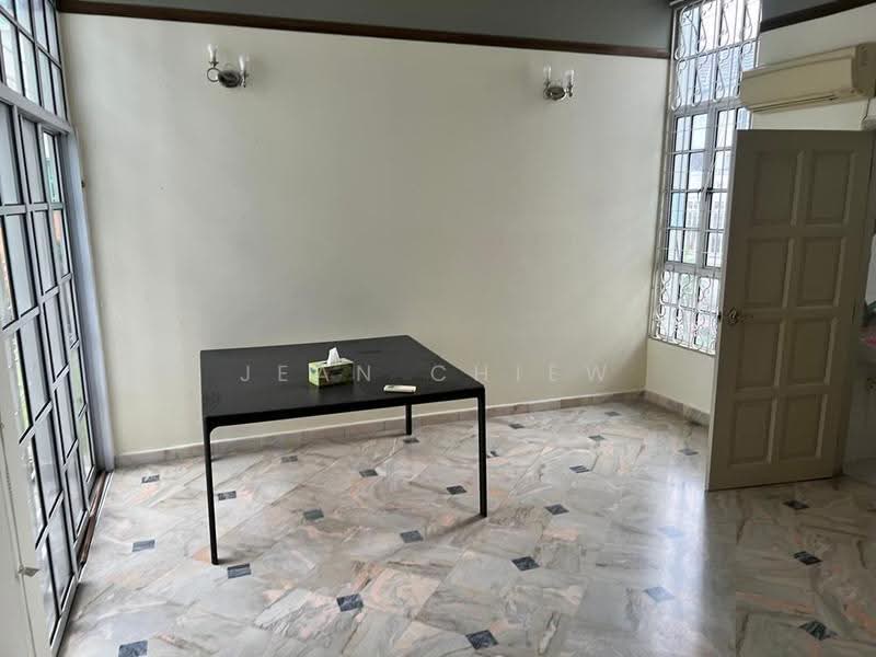 Rumah Banglo untuk Disewa di Usj 5 (Subang Jaya) - Jean Chiew - Living Room - PropertyGuru.com.my
