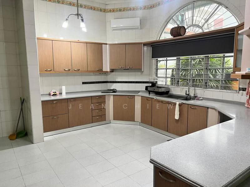 Rumah Banglo untuk Disewa di Usj 5 (Subang Jaya) - Jean Chiew - Kitchen - PropertyGuru.com.my