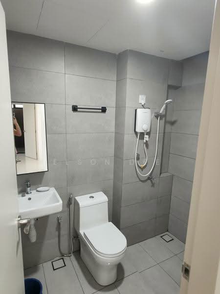 Kediaman Servis untuk Disewa di Vivo Executive Apartment - Elson Dee - Bathroom - PropertyGuru.com.my