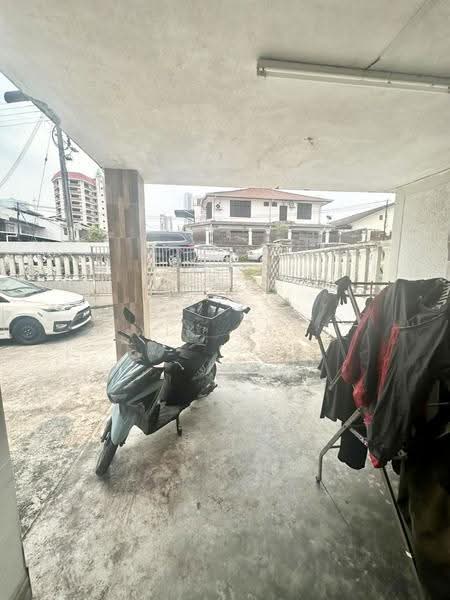 Semi-Detached House for Sale in Taman Abad (Johor Bahru) - Yik Tat - Exterior - PropertyGuru.com.my