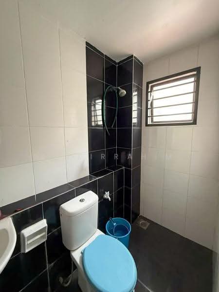 Rumah Teres 2-Tingkat untuk Dijual di Sepang (Selangor) - Azizirrahim . - Bathroom - PropertyGuru.com.my