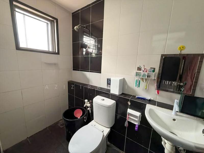 Rumah Teres 2-Tingkat untuk Dijual di Sepang (Selangor) - Azizirrahim . - Bathroom - PropertyGuru.com.my