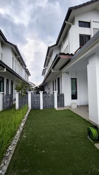 Rumah Kluster untuk Disewa di Eco Majestic (Semenyih) - TOMMY CHIENG - Exterior - PropertyGuru.com.my