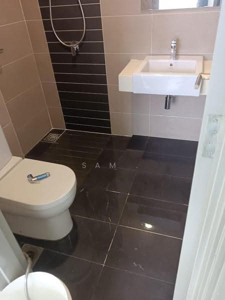 Bungalow House for Sale in D'Island (Puchong) - Sam . - Bathroom - PropertyGuru.com.my