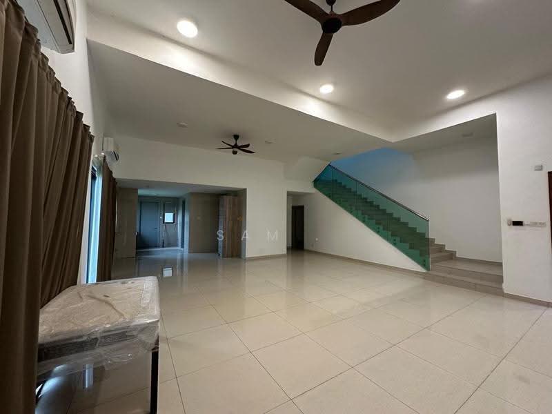 Bungalow House for Sale in D'Island (Puchong) - Sam . - Living Room - PropertyGuru.com.my