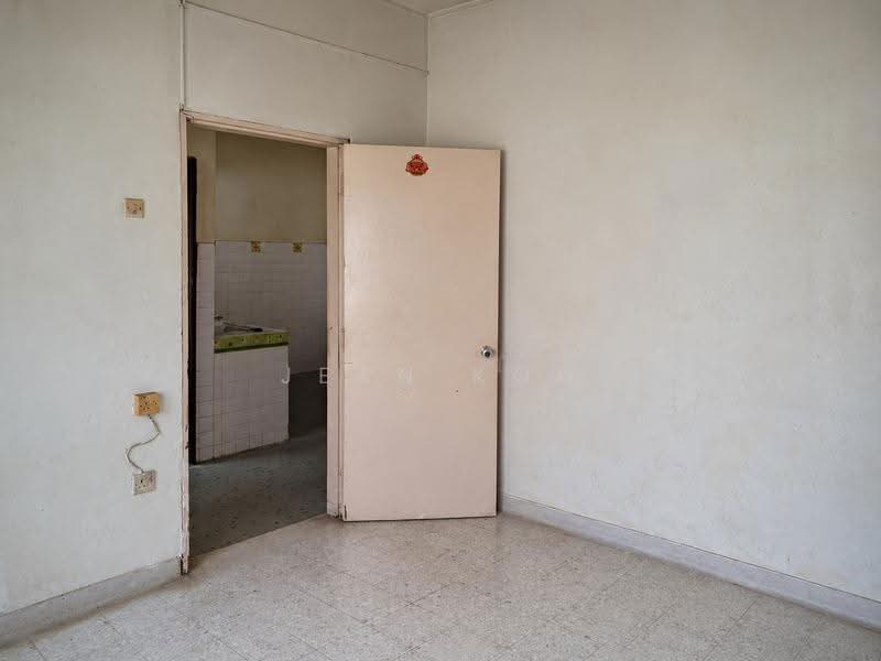 1-storey Terraced House for Sale in Kepong Baru (Kepong) - Jean Koh - Kitchen - PropertyGuru.com.my