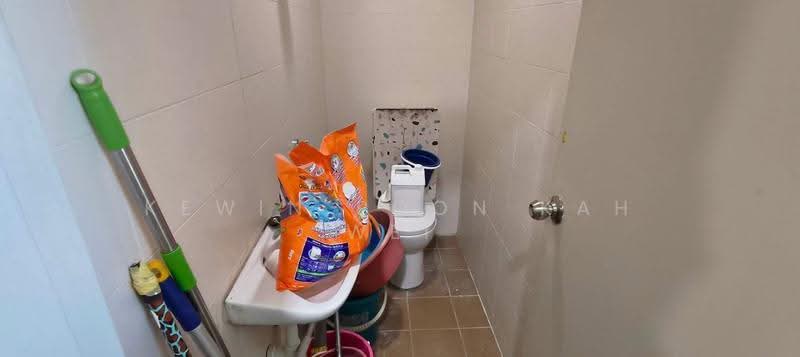Kondominium untuk Dijual di Zefer Hill Residence - Kewin Poon Kah Wei - Bathroom - PropertyGuru.com.my