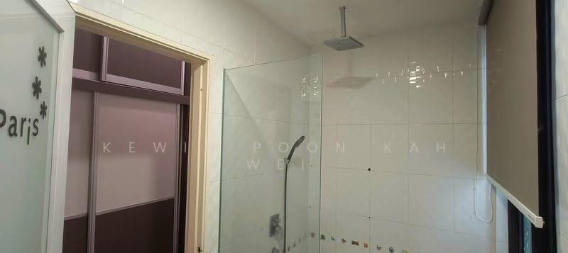 Kondominium untuk Dijual di Zefer Hill Residence - Kewin Poon Kah Wei - Bathroom - PropertyGuru.com.my