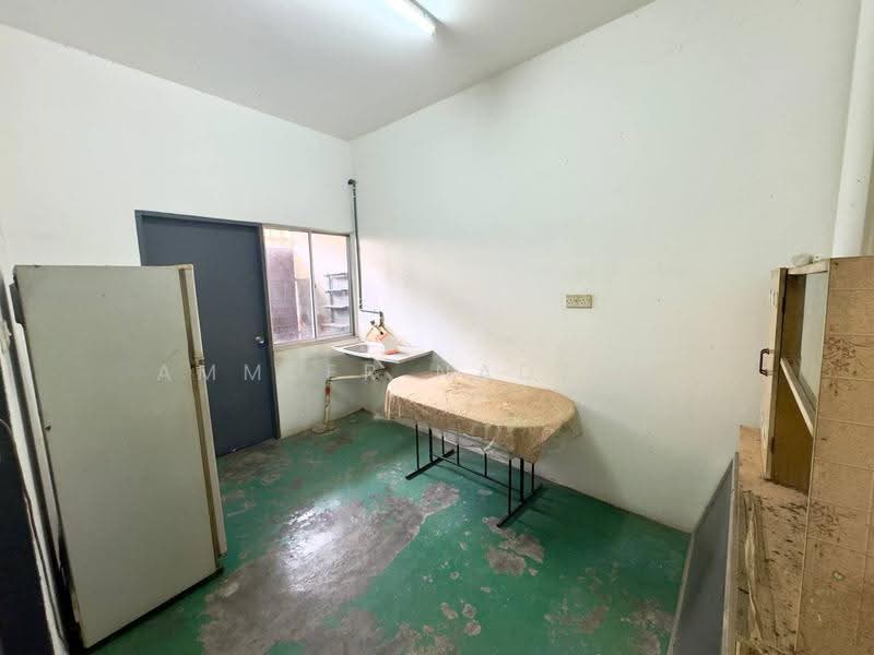 Rumah Teres 2-Tingkat untuk Dijual di Taman Sungai Chua (Kajang) - Ammeer Nadzrai - Kitchen - PropertyGuru.com.my