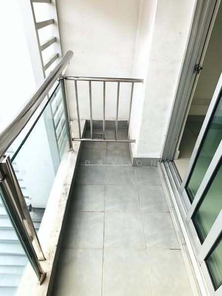 Pangsapuri untuk Dijual di Austin Suites (Permata Austin) - Sandry Ong - Balcony - PropertyGuru.com.my