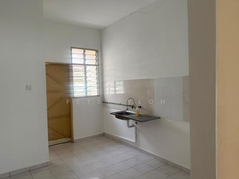 Rumah Teres untuk Disewa di Taman Sukun Indah (Bukit Mertajam) - Peter Yeoh - Kitchen - PropertyGuru.com.my