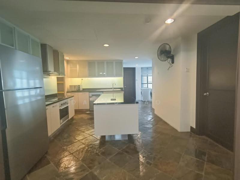 Kondominium untuk Disewa di Regency Tower - David Lao - Kitchen - PropertyGuru.com.my