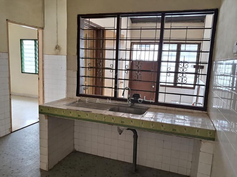 Rumah Teres 1-Tingkat untuk Dijual di Kepong Baru (Kepong) - Jean Koh - Kitchen - PropertyGuru.com.my