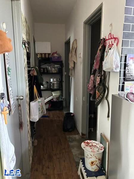 Rumah Flat untuk Dijual di Kejora - Kerz Lee - Corridor - PropertyGuru.com.my