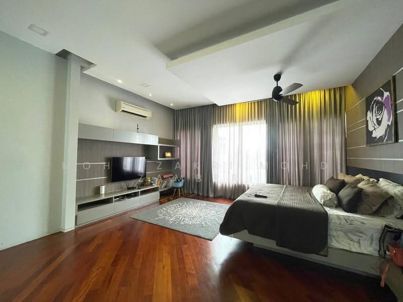 Bungalow House for Sale in Seksyen 7 (Shah Alam) - Mohd Zakri Mohd Zamberi - Bedroom - PropertyGuru.com.my