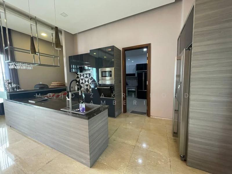 Bungalow House for Sale in Seksyen 7 (Shah Alam) - Mohd Zakri Mohd Zamberi - Kitchen - PropertyGuru.com.my