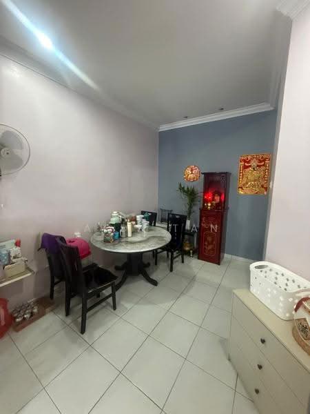 1-storey Terraced House for Sale in Skudai (Johor) - Alen Tan - Dining Room - PropertyGuru.com.my