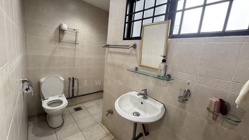 Bungalow House for Sale in Petaling Jaya (Selangor) - Lewis Tam - Bathroom - PropertyGuru.com.my
