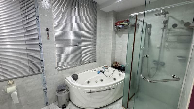Bungalow House for Sale in Petaling Jaya (Selangor) - Lewis Tam - Bathroom - PropertyGuru.com.my