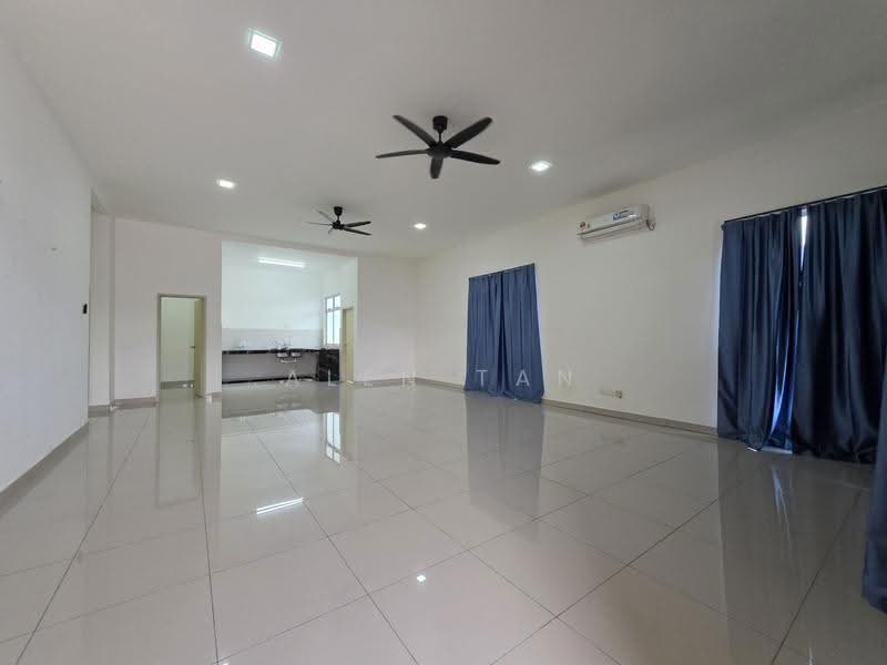 Rumah Kluster untuk Disewa di Iskandar Puteri (Nusajaya) (Johor) - Alen Tan - Living Room - PropertyGuru.com.my