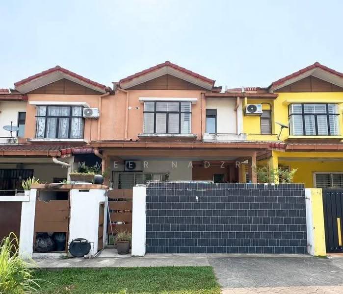 2-storey Terraced House for Sale in Subang Bestari (Shah Alam) - Ammeer Nadzrai - Exterior - PropertyGuru.com.my