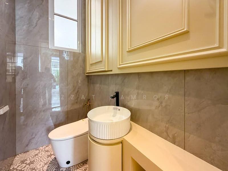 Rumah Banglo untuk Dijual di Eco Majestic (Semenyih) - Izzat Zamros - Bathroom - PropertyGuru.com.my