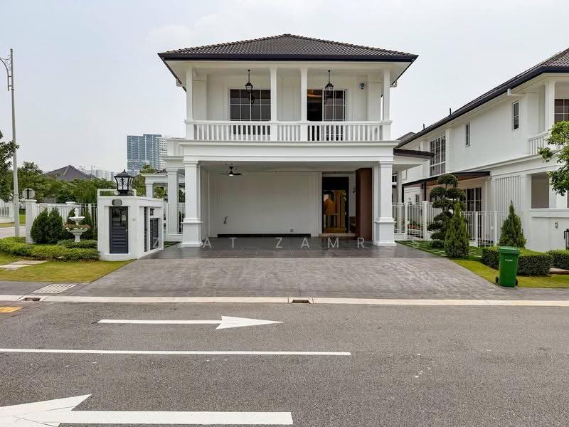 Rumah Banglo untuk Dijual di Eco Majestic (Semenyih) - Izzat Zamros - Exterior - PropertyGuru.com.my