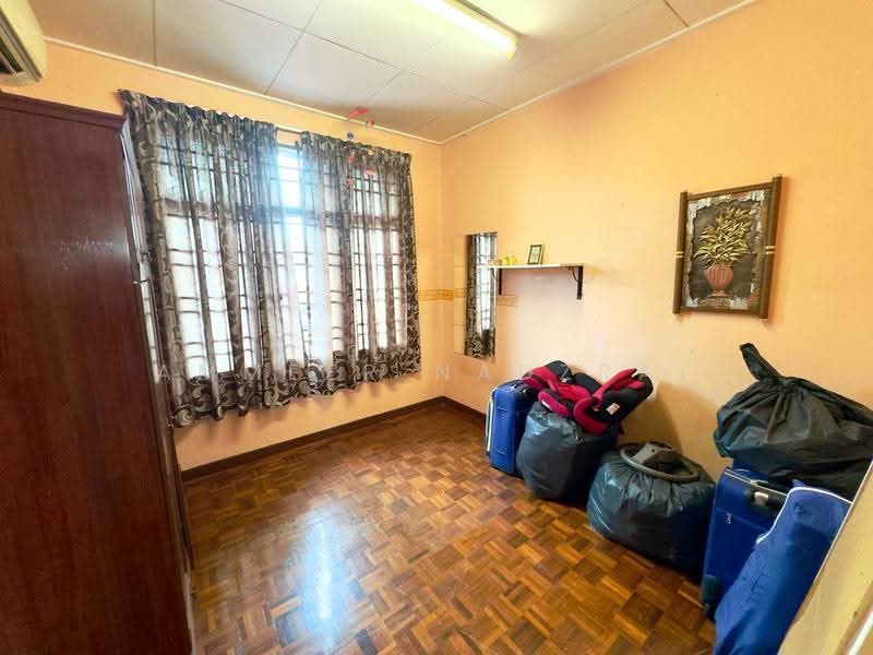2-storey Terraced House for Sale in Bandar Tasik Kesuma (Beranang) - Ammeer Nadzrai - Bedroom - PropertyGuru.com.my