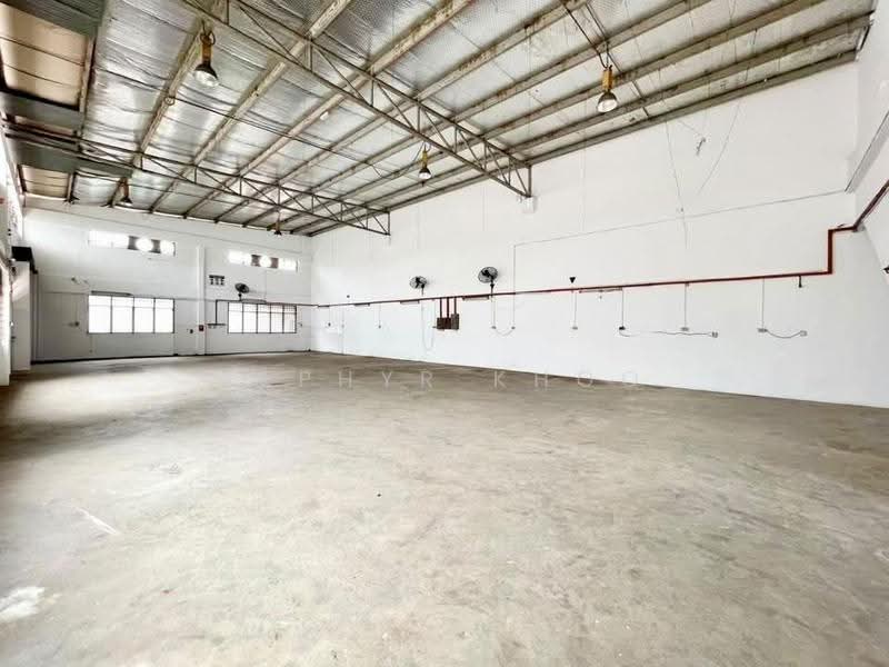 Factory for Rent in Taman Desa Cemerlang (Ulu Tiram) - Zephyr Khoo - PropertyGuru.com.my