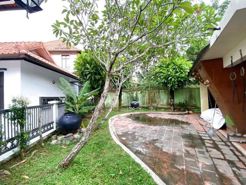 Rumah Banglo untuk Dijual di Seksyen 27 (Shah Alam) - Muhammad Iqmal Rahiman - Exterior - PropertyGuru.com.my