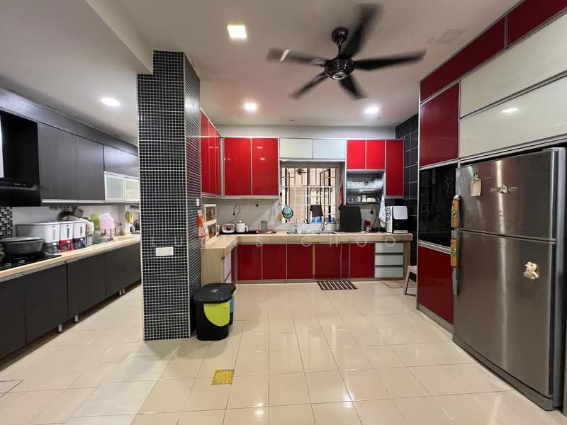Semi-Detached House for Sale in Ampang Jaya (Ampang) - Lucas Choo - Kitchen - PropertyGuru.com.my
