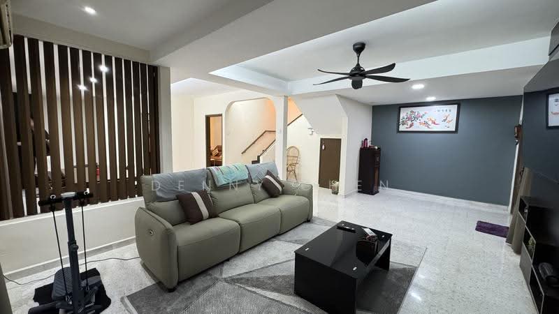 Rumah Teres 2-Tingkat untuk Dijual di Taman Bidara (Selayang) - Denny Chen - Living Room - PropertyGuru.com.my