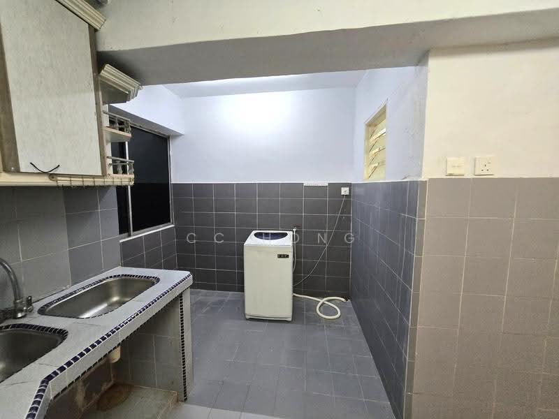 Kondominium untuk Disewa di Vista Perdana - CC Hong - Kitchen - PropertyGuru.com.my