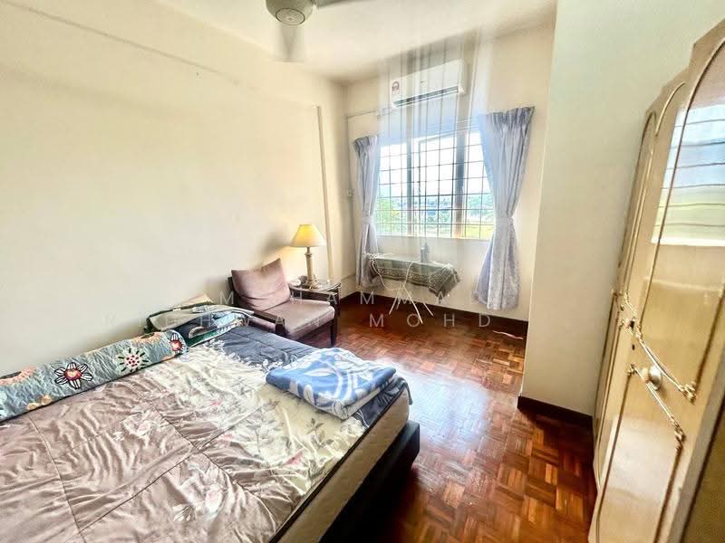 Pangsapuri untuk Dijual di Pangsapuri Cendana - Muhammad Ridhwan Mohd Huzairi - Bedroom - PropertyGuru.com.my