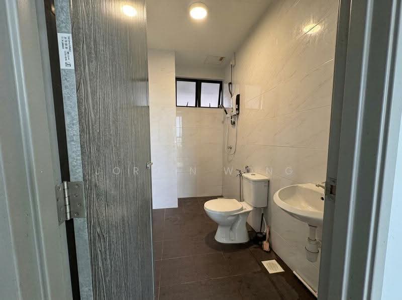 Pangsapuri untuk Disewa di Casa Kayangan - Jordan Wong - Bathroom - PropertyGuru.com.my