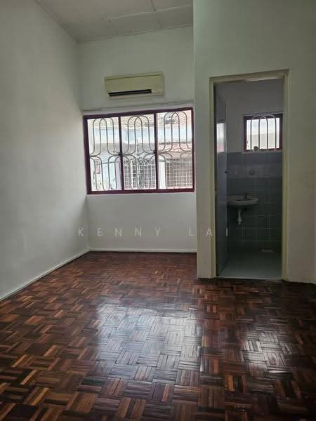 Rumah Teres 2-Tingkat untuk Disewa di Bandar Sungai Long (Selangor) - Kenny Lai - Interior - PropertyGuru.com.my